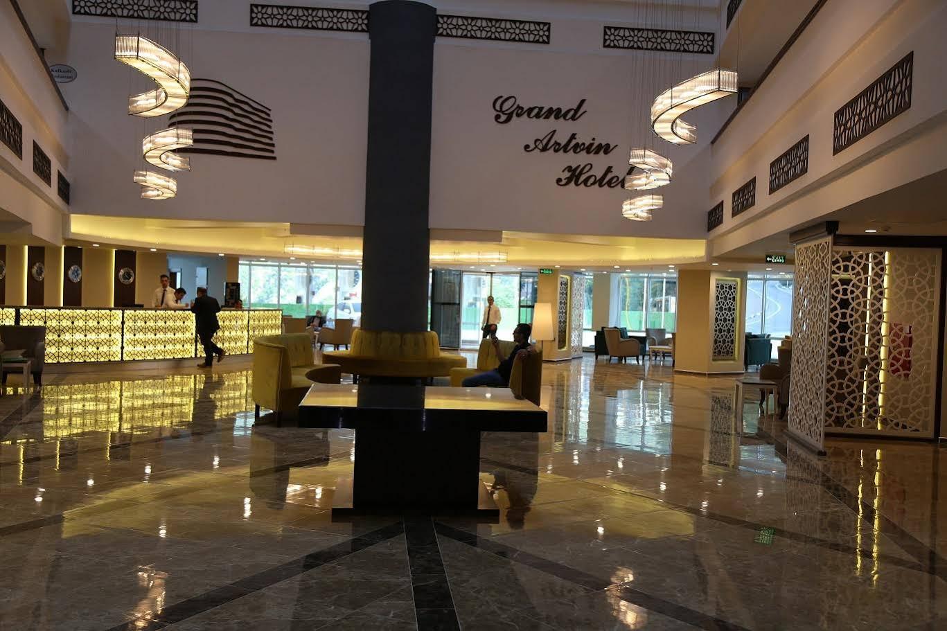 Grand Artvin Hotel Bagian luar foto